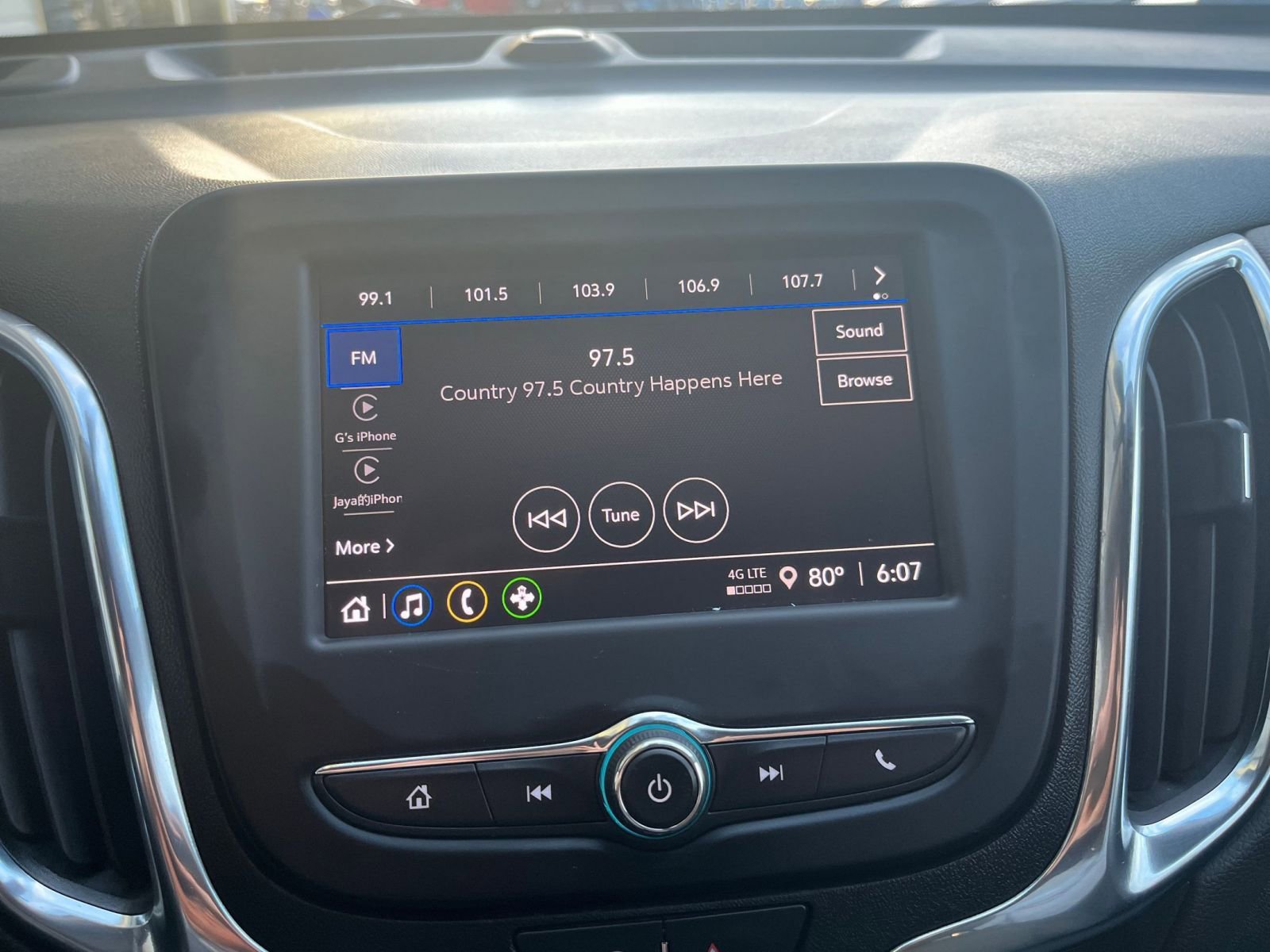 Thumbnail: 2023 Chevrolet Equinox - 20