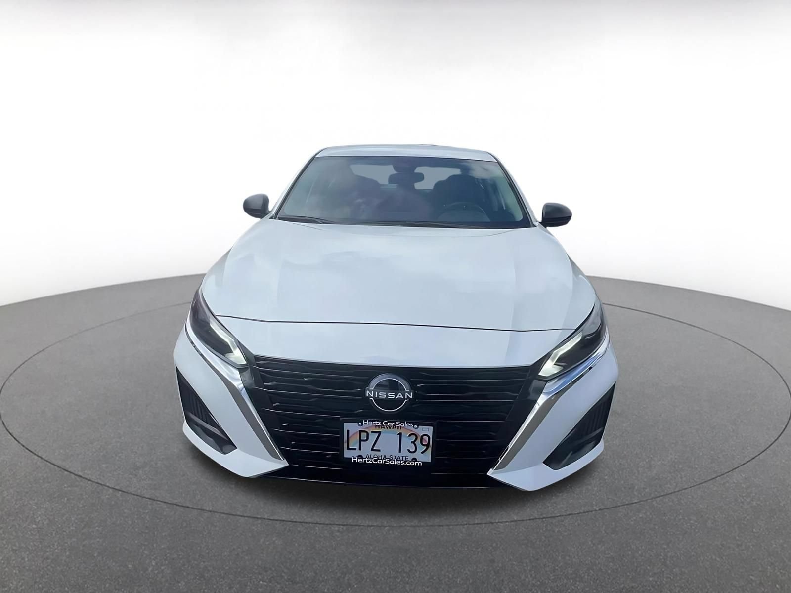 Thumbnail: 2025 Nissan Altima - 4