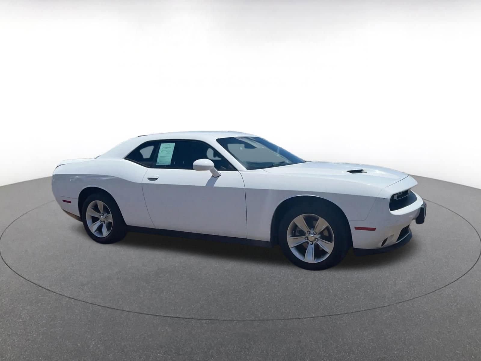 Thumbnail: 2022 Dodge Challenger - 2