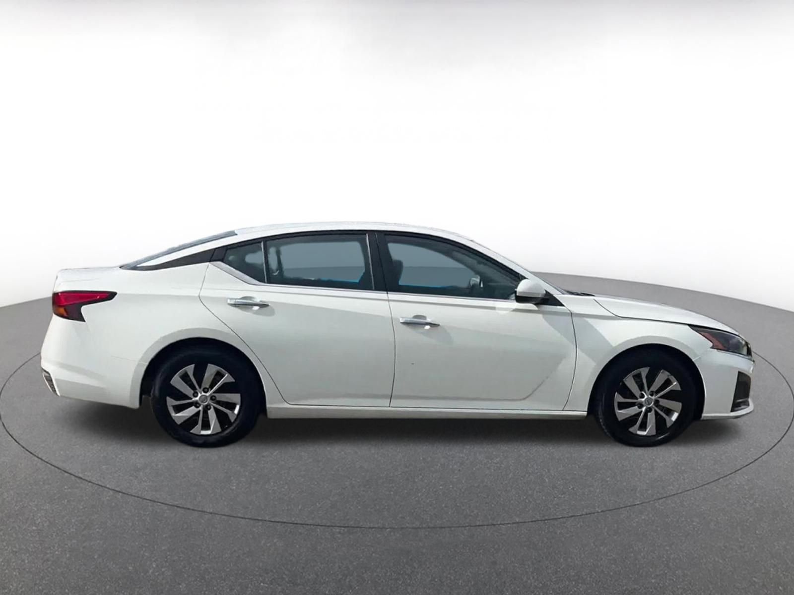 Thumbnail: 2023 Nissan Altima - 16