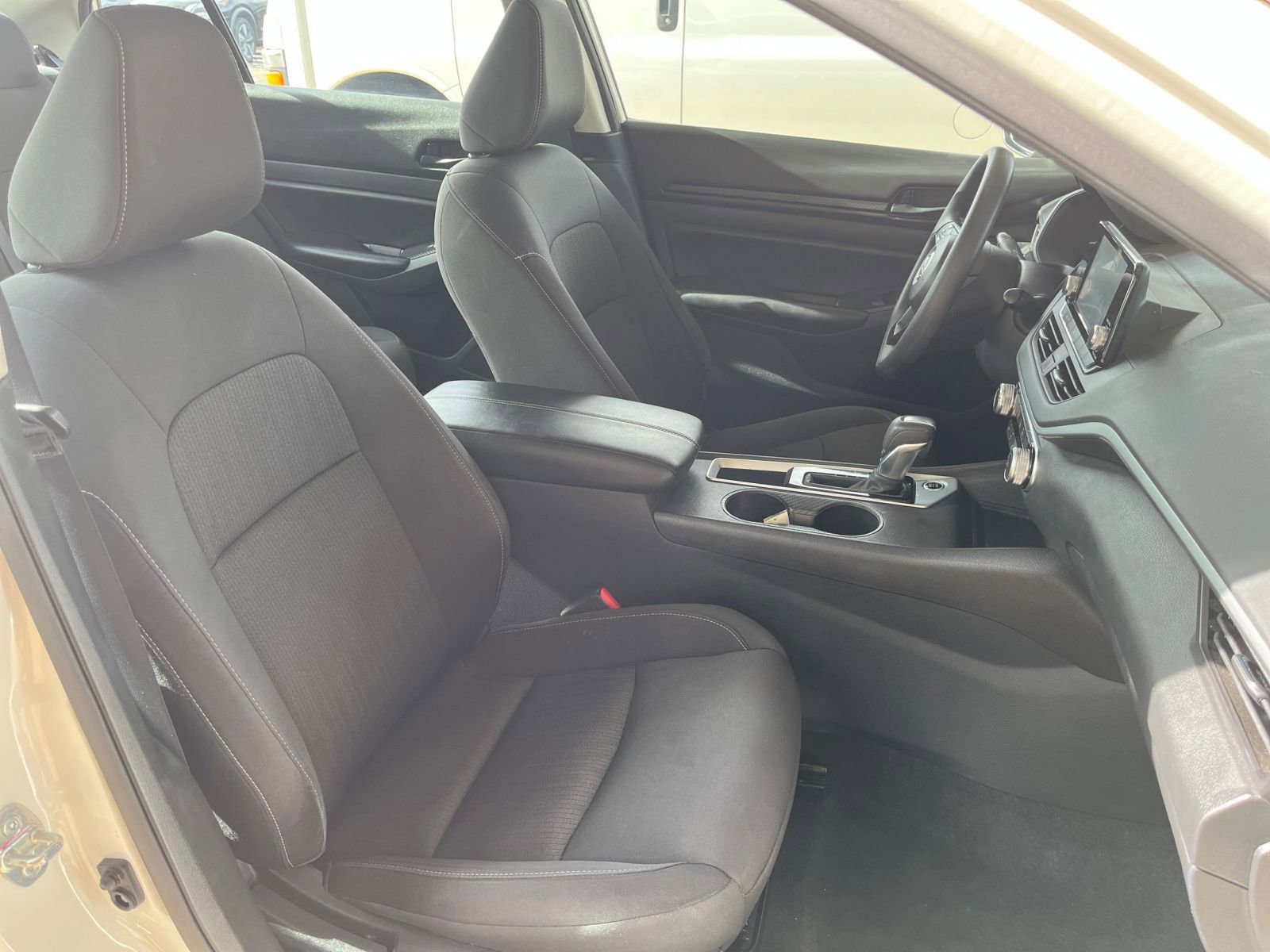 Thumbnail: 2023 Nissan Altima - 34