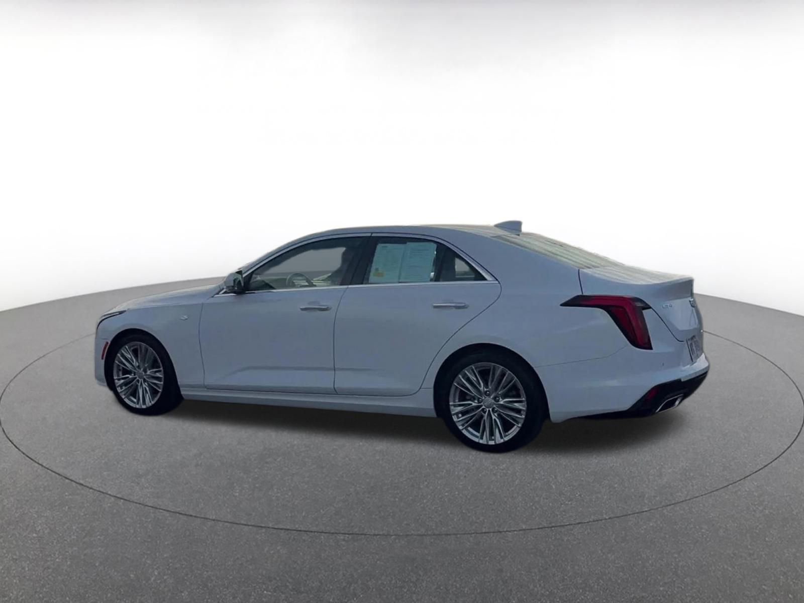 Thumbnail: 2023 Cadillac CT4 - 10