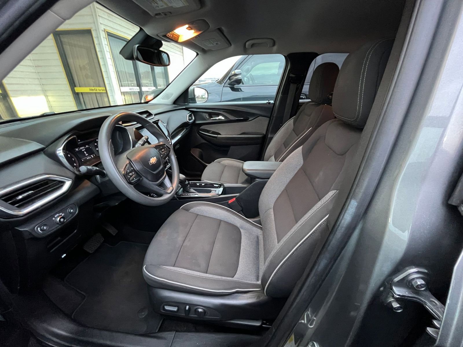 Thumbnail: 2023 Chevrolet TrailBlazer - 27