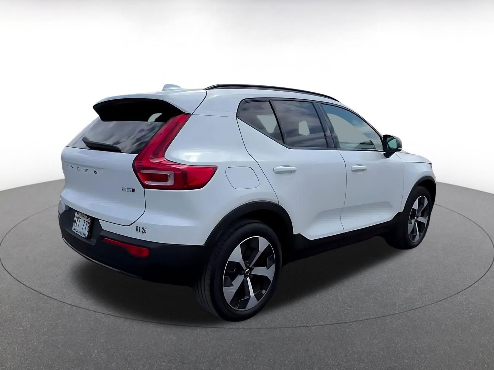 Thumbnail: 2024 Volvo XC40 - 15