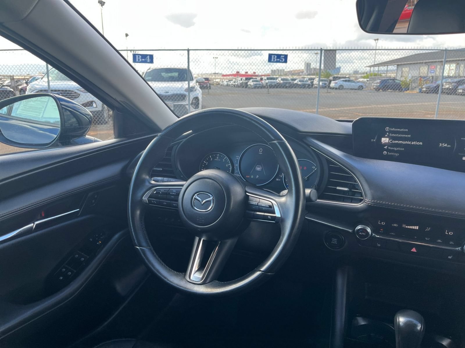 Thumbnail: 2025 Mazda Mazda3 - 29