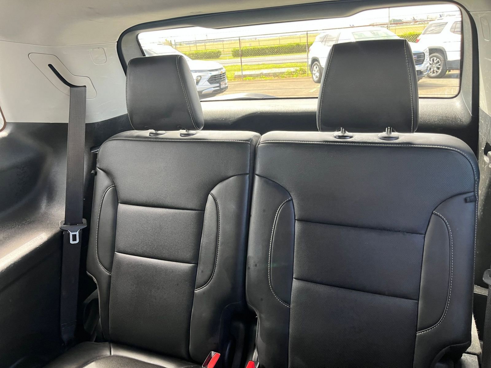 Thumbnail: 2023 GMC Acadia - 30