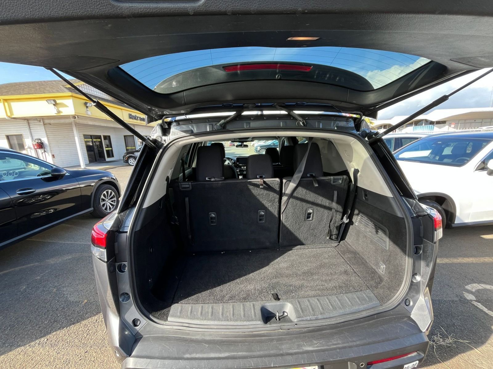 Thumbnail: 2022 Nissan Pathfinder - 33