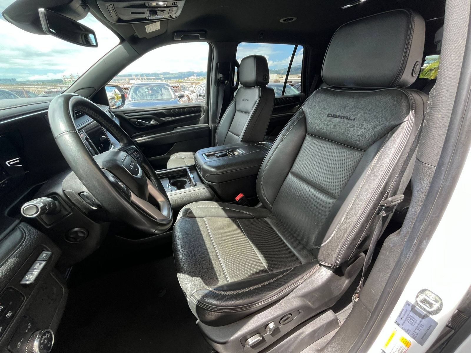 Thumbnail: 2023 GMC Yukon - 27