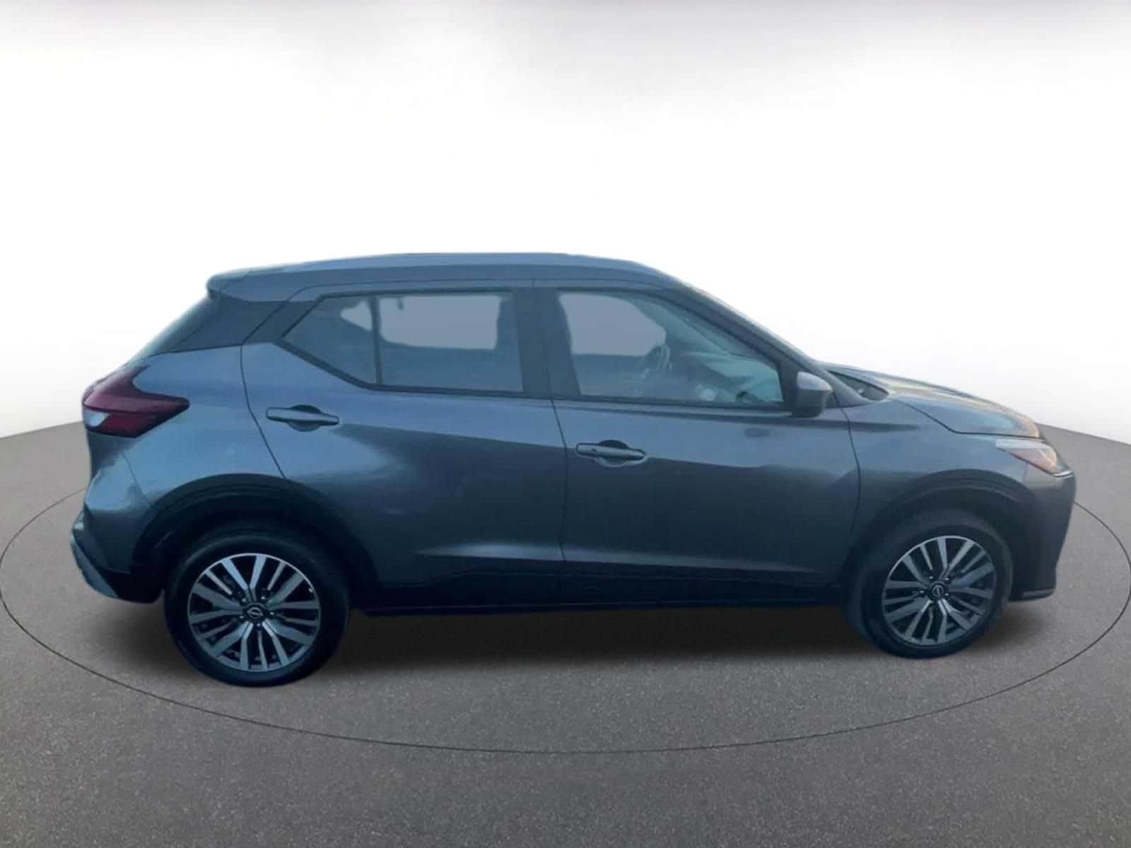 Thumbnail: 2024 Nissan Kicks - 15
