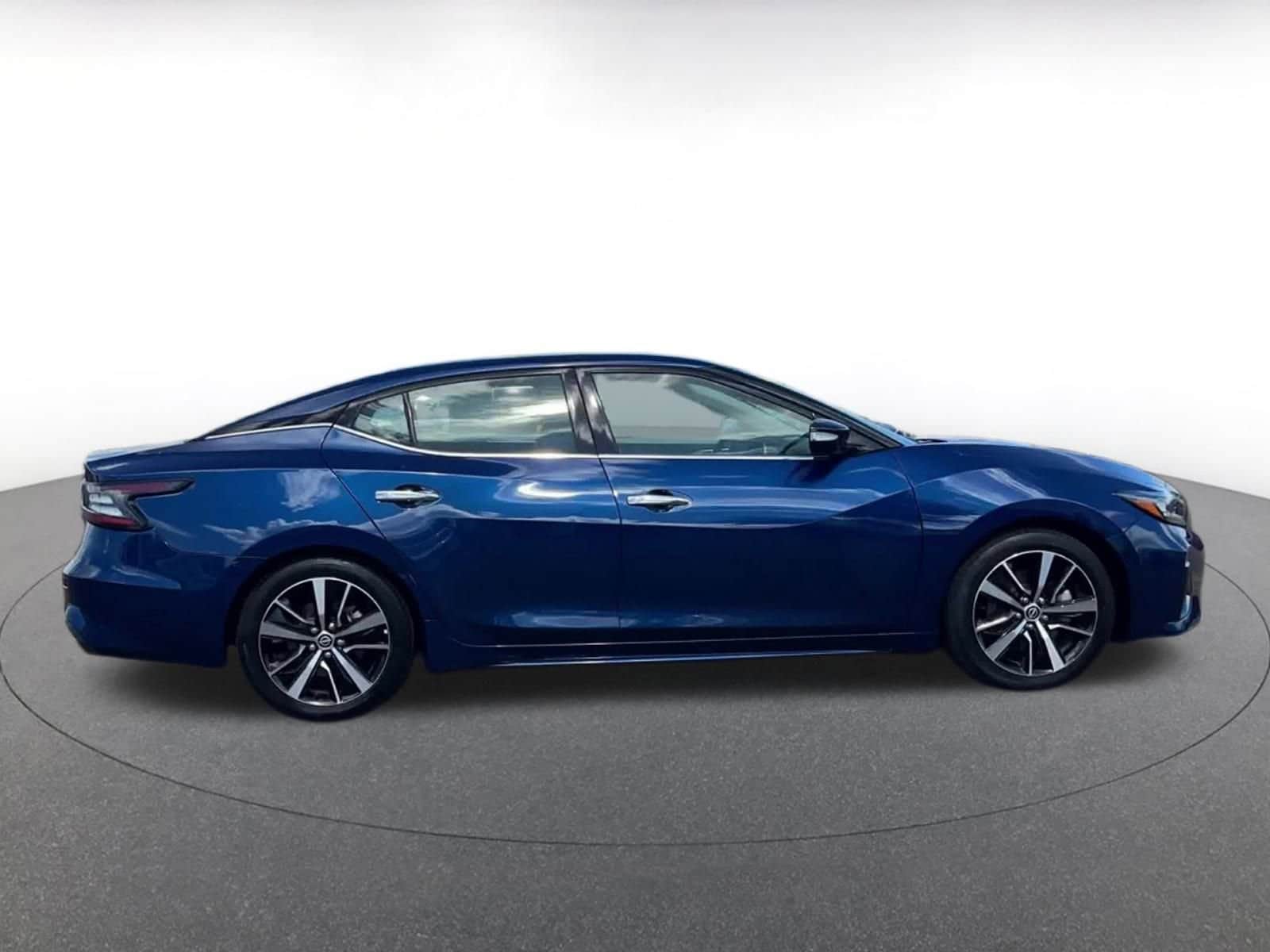 Thumbnail: 2023 Nissan Maxima - 16