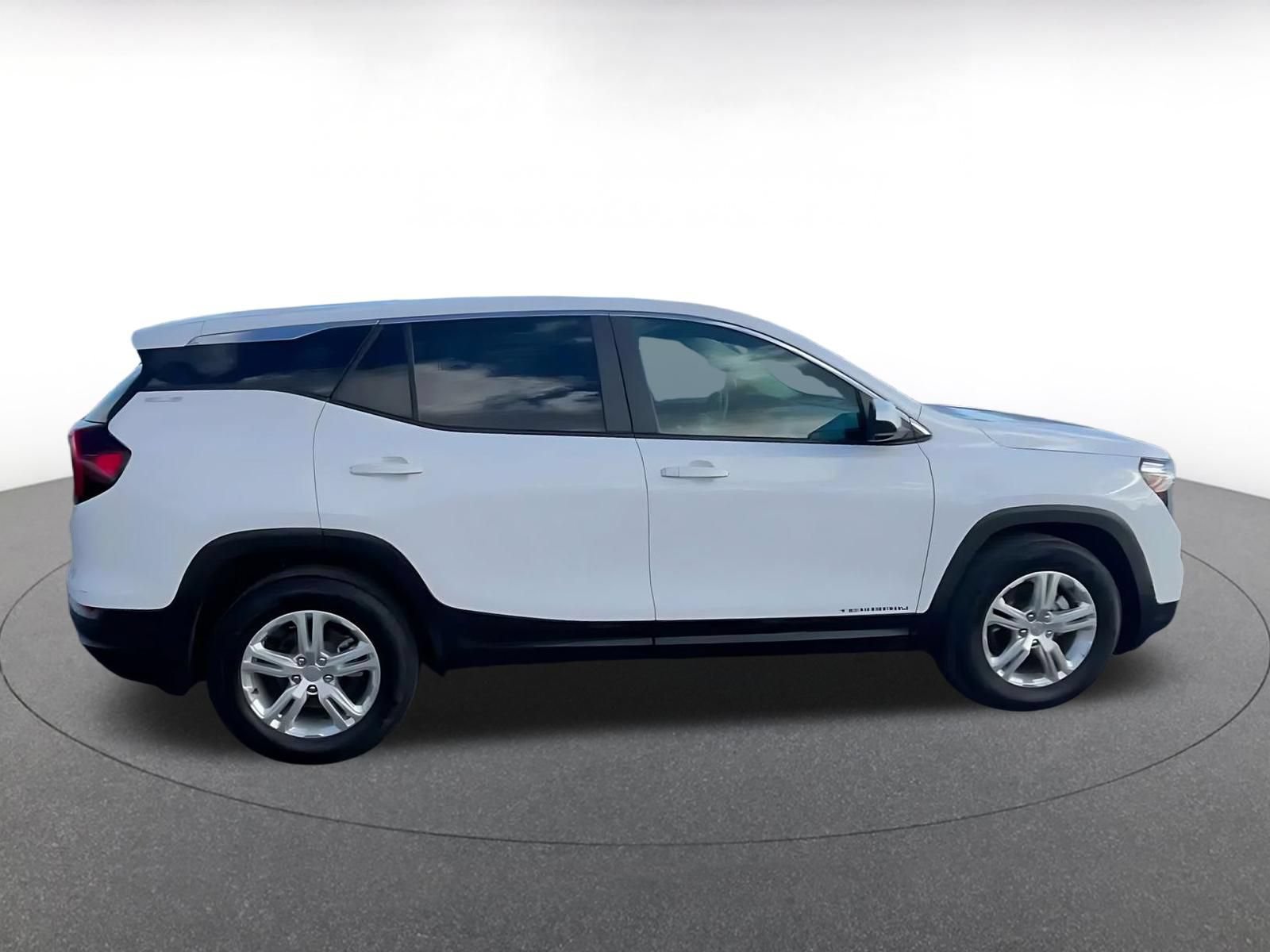 Thumbnail: 2024 GMC Terrain - 16