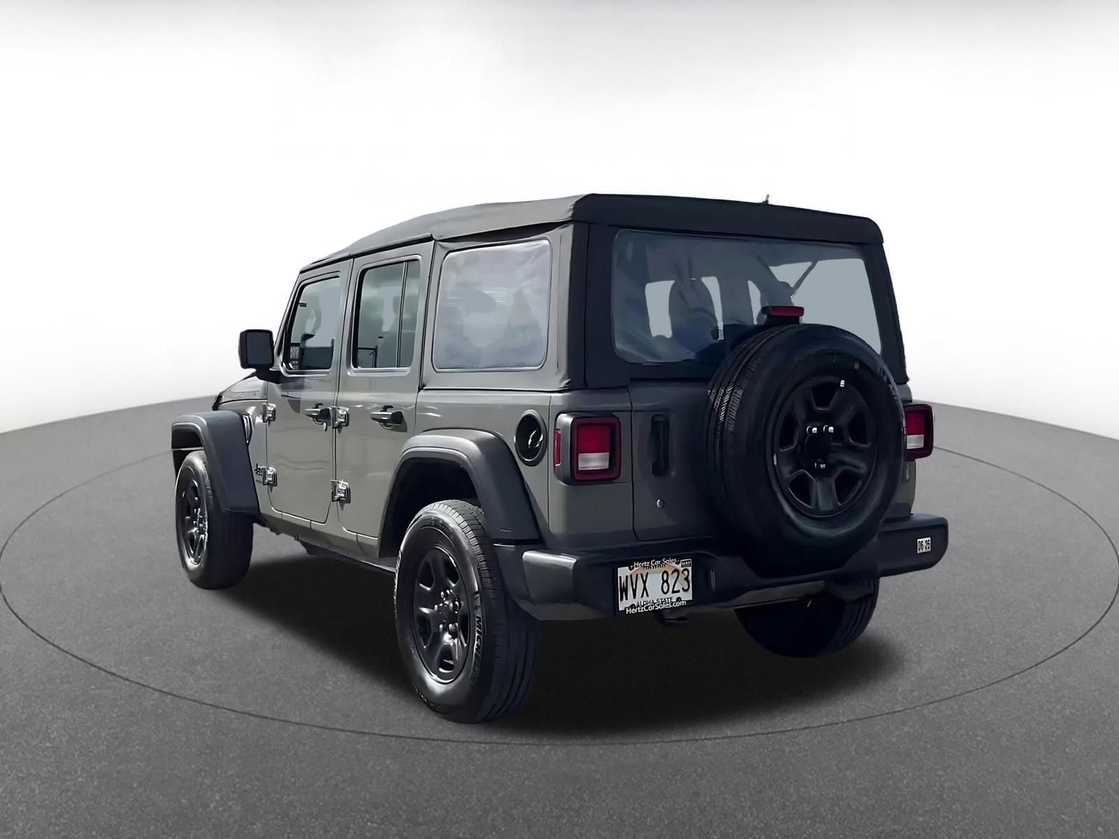 Thumbnail: 2023 Jeep Wrangler - 10