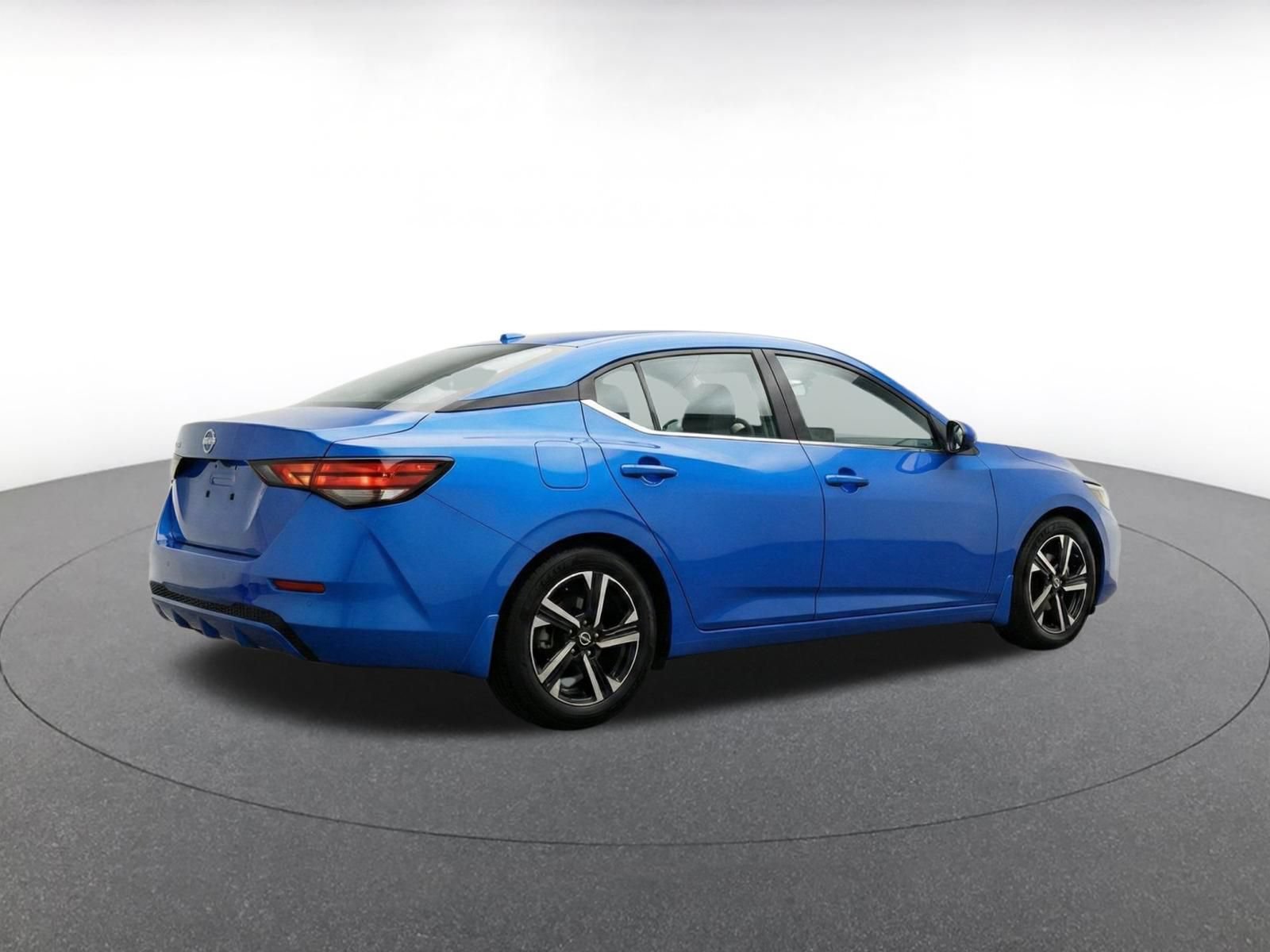Thumbnail: 2025 Nissan Sentra - 9
