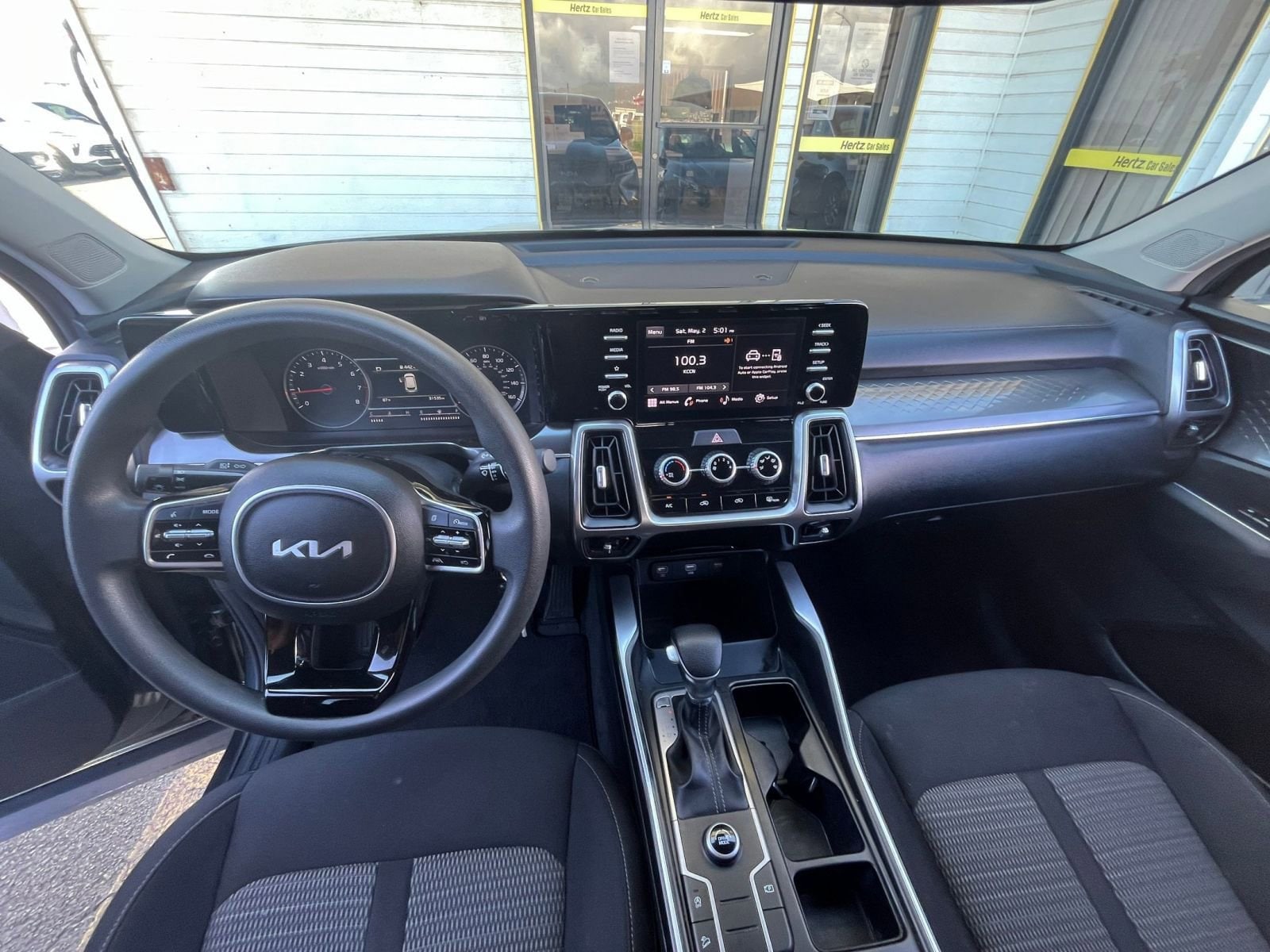 Thumbnail: 2023 Kia Sorento - 34