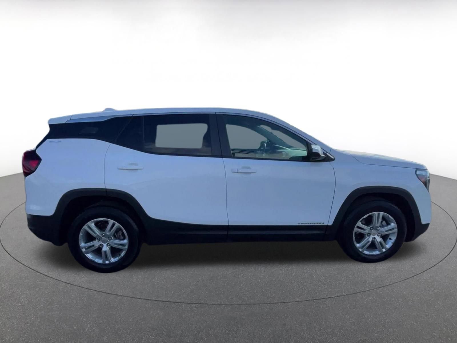 Thumbnail: 2024 GMC Terrain - 16