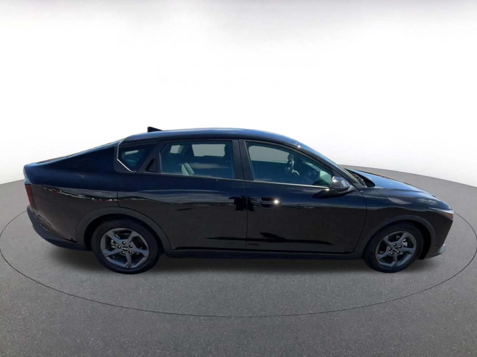Thumbnail: 2025 Kia K4 - 15