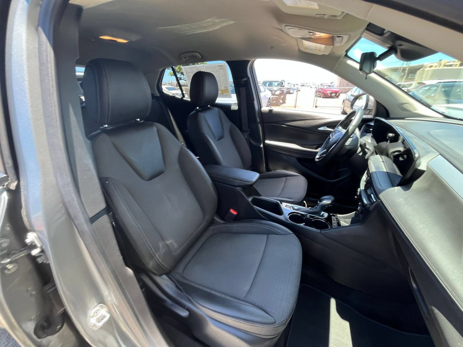 Thumbnail: 2025 Buick Encore GX - 33