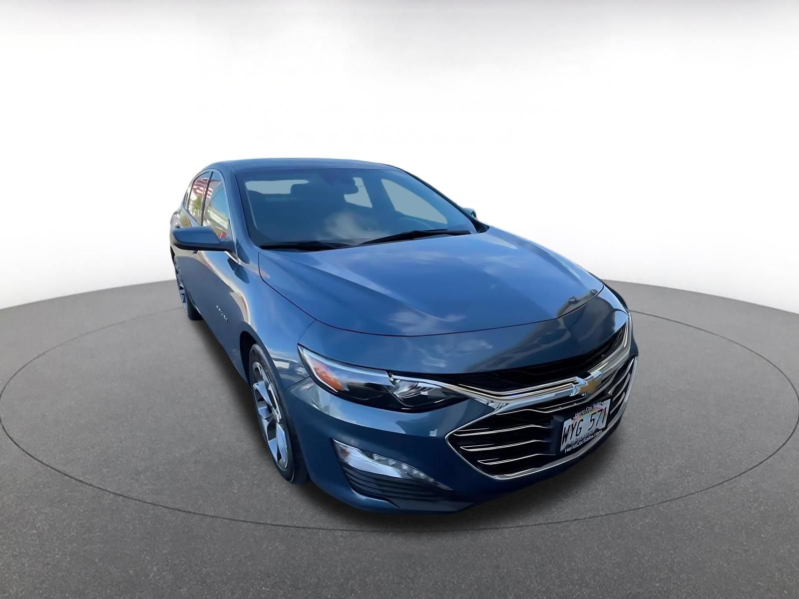 Thumbnail: 2024 Chevrolet Malibu - 3