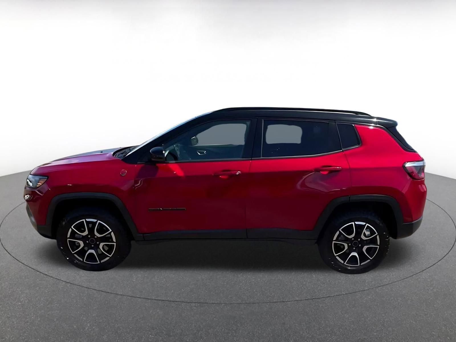Thumbnail: 2025 Jeep Compass - 9