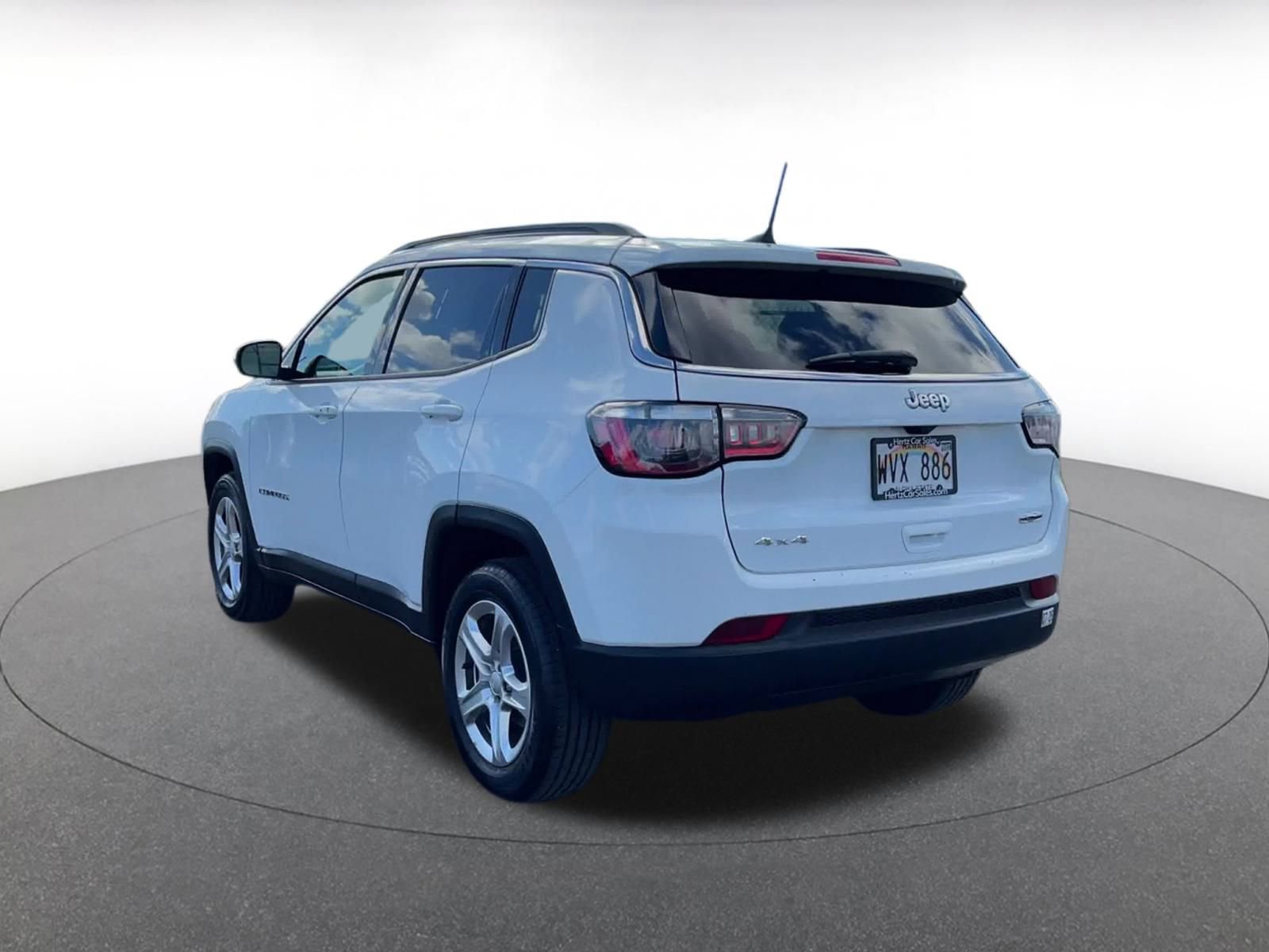 Thumbnail: 2023 Jeep Compass - 10