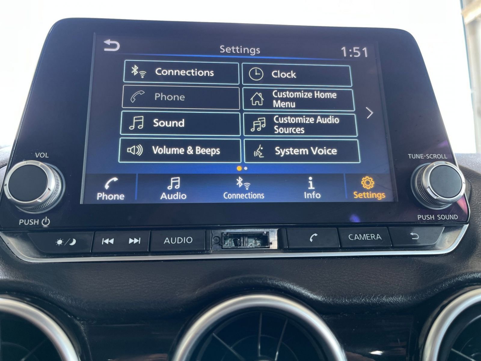 Thumbnail: 2021 Nissan Sentra - 21