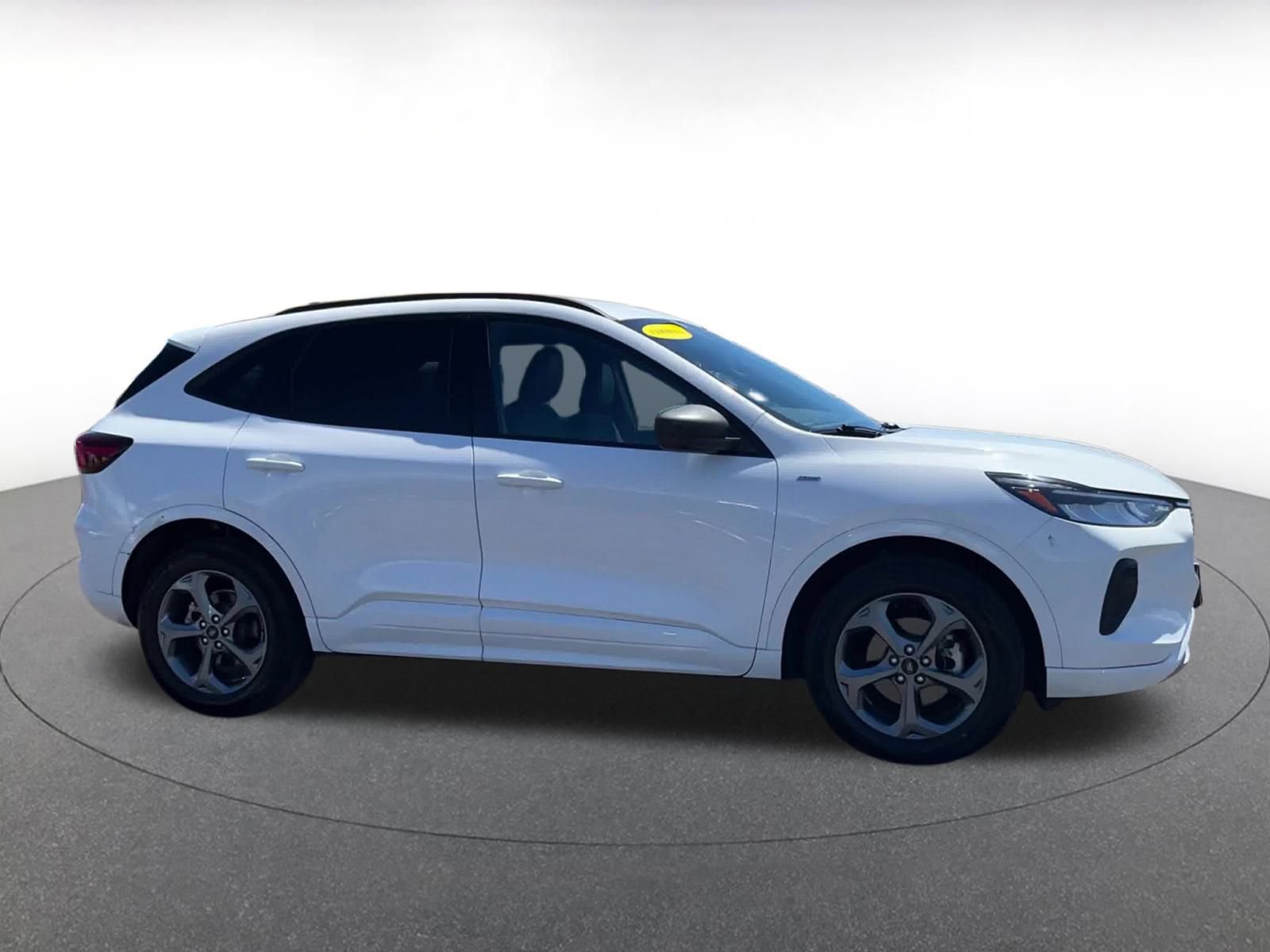 Thumbnail: 2023 Ford Escape - 16