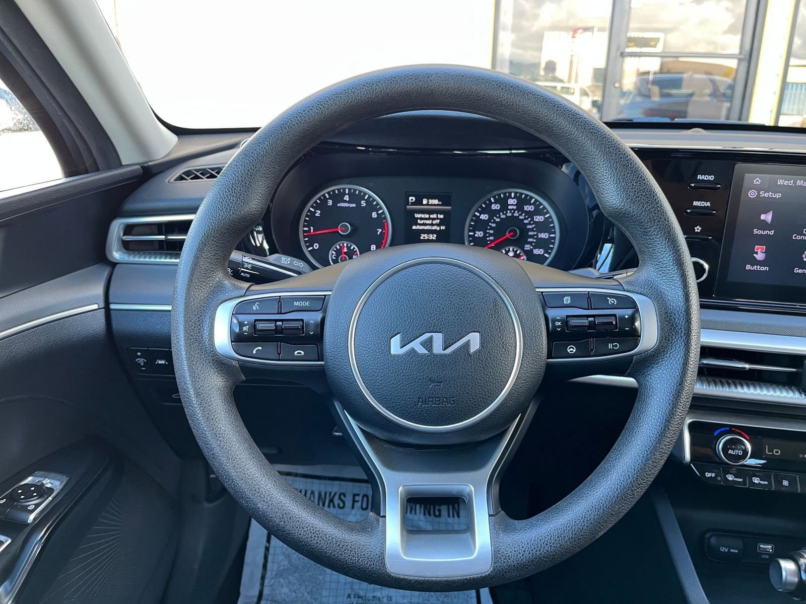 Thumbnail: 2023 Kia K5 - 25