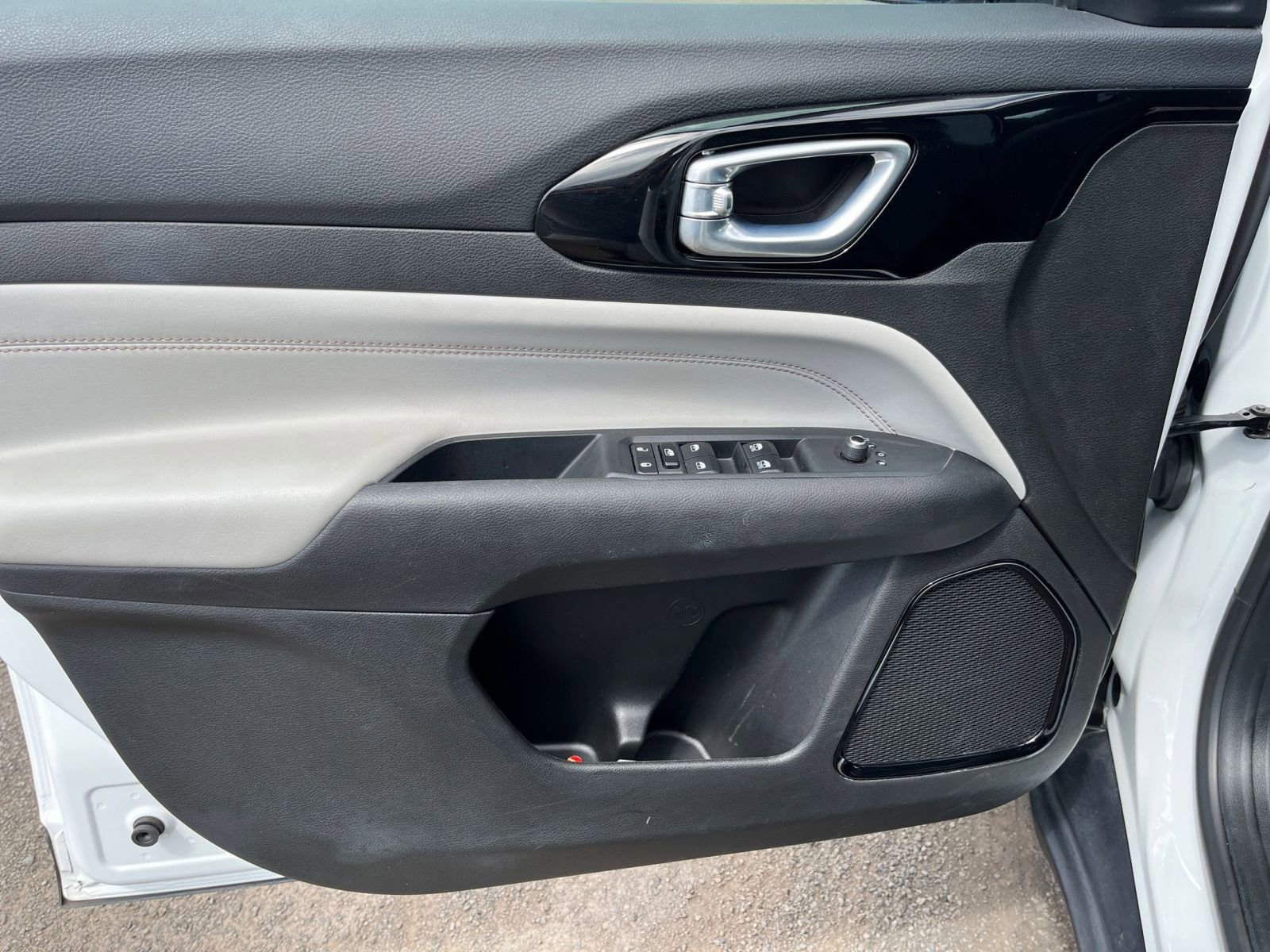 Thumbnail: 2025 Jeep Compass - 18