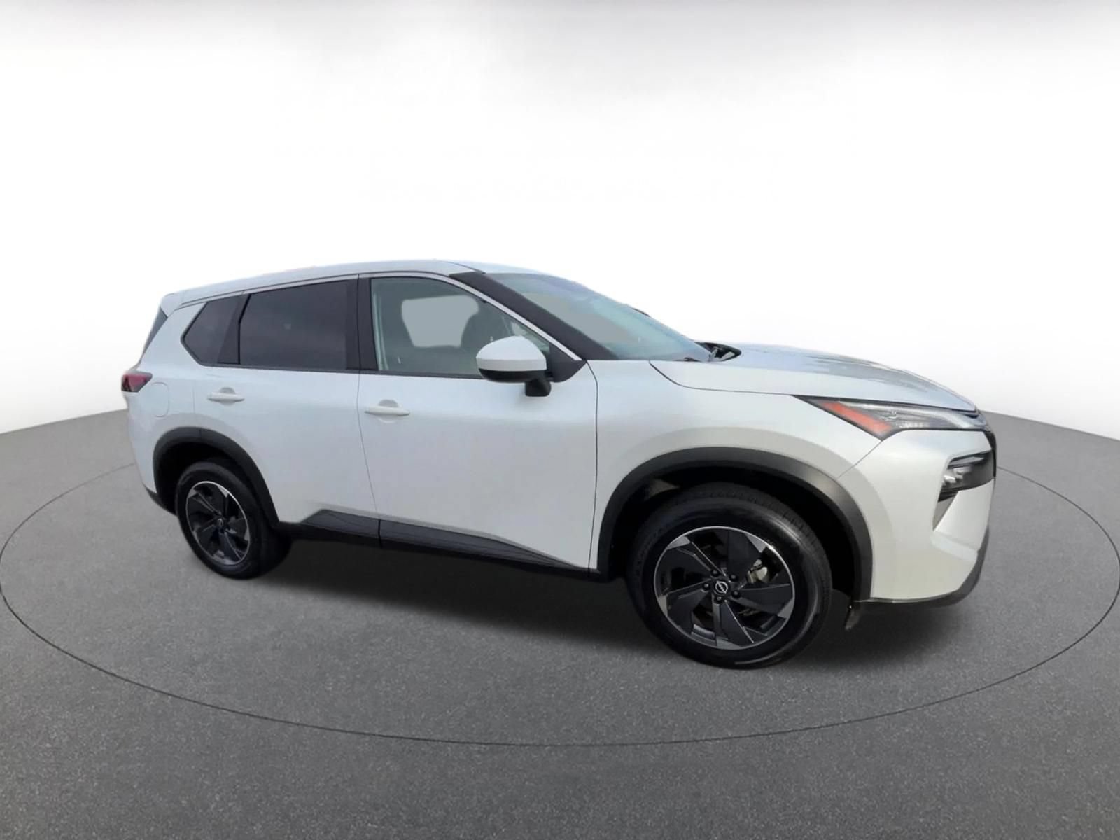 Thumbnail: 2025 Nissan Rogue - 2