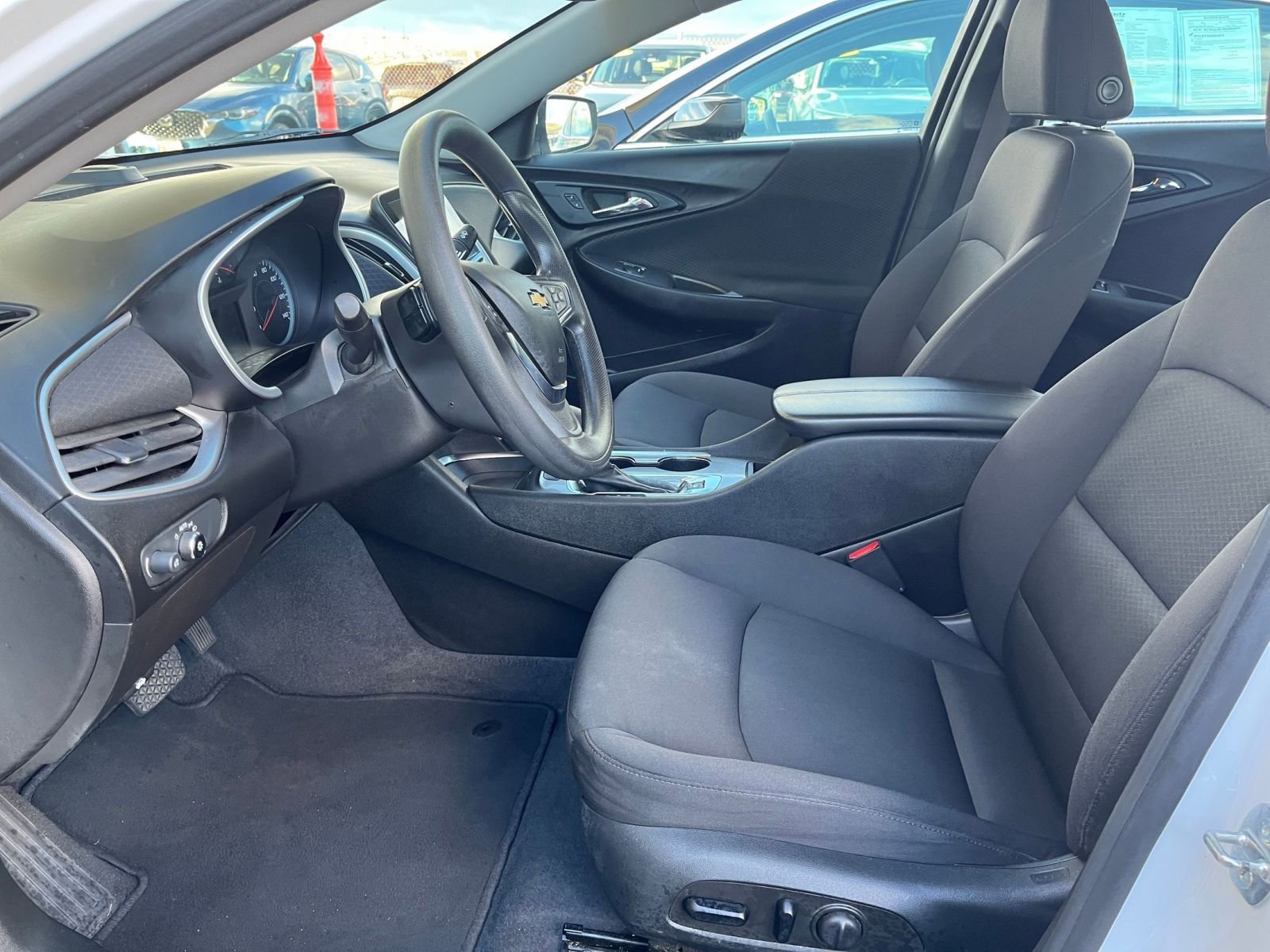 Thumbnail: 2023 Chevrolet Malibu - 27