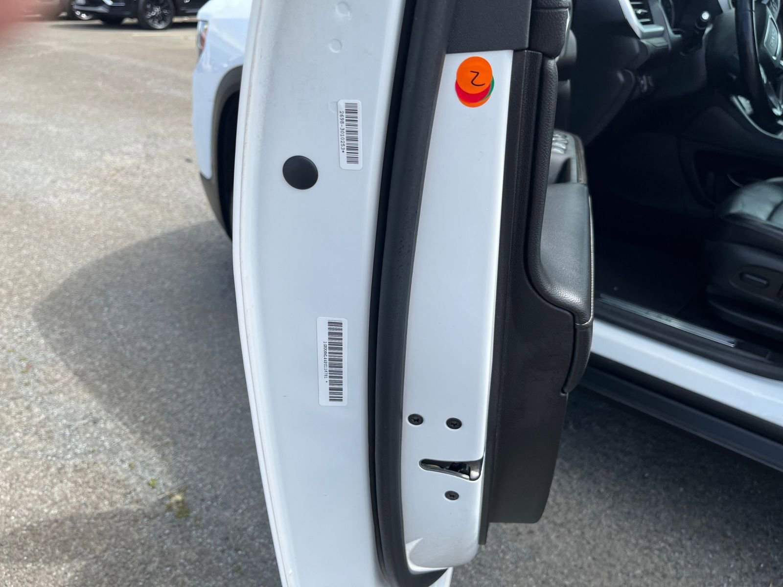 Thumbnail: 2023 GMC Acadia - 31