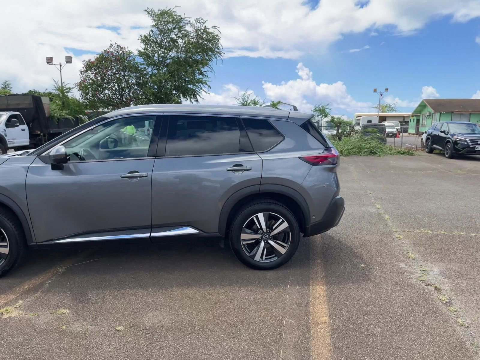 Thumbnail: 2023 Nissan Rogue - 9