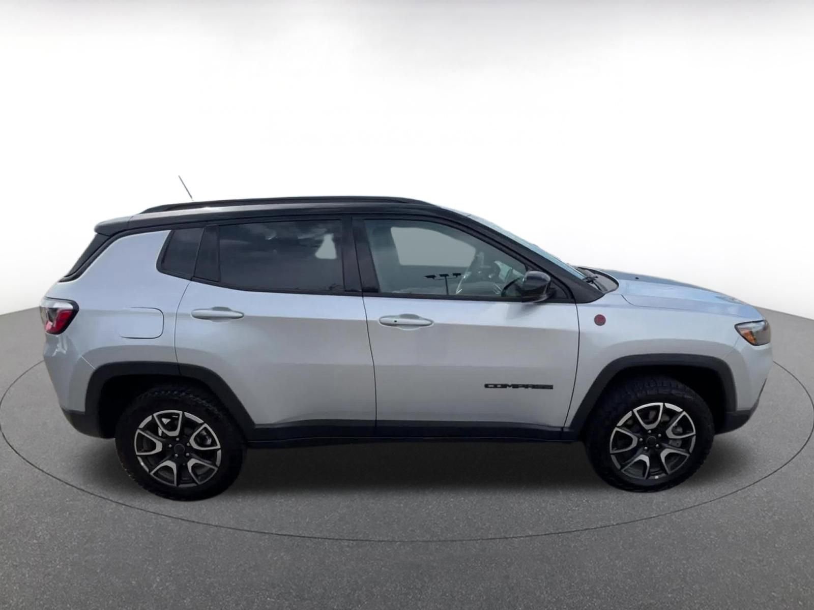 Thumbnail: 2025 Jeep Compass - 16
