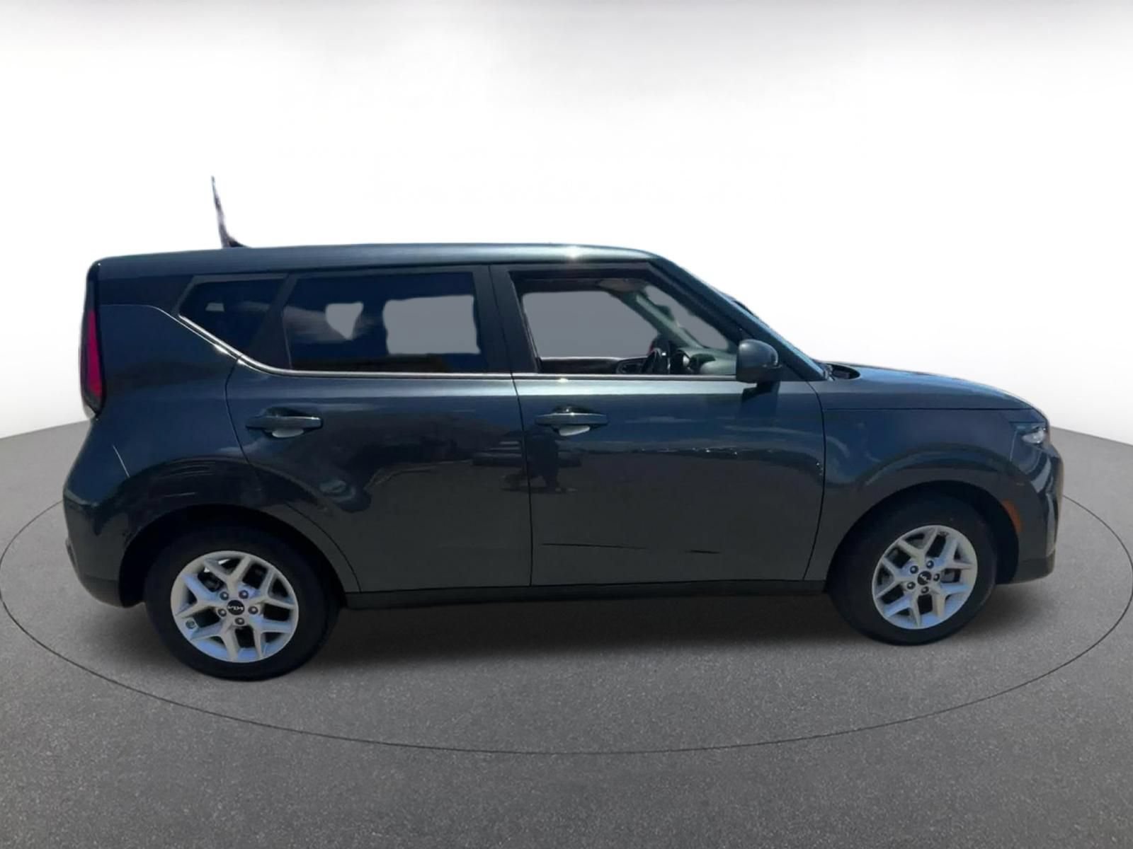 Thumbnail: 2025 Kia Soul - 16