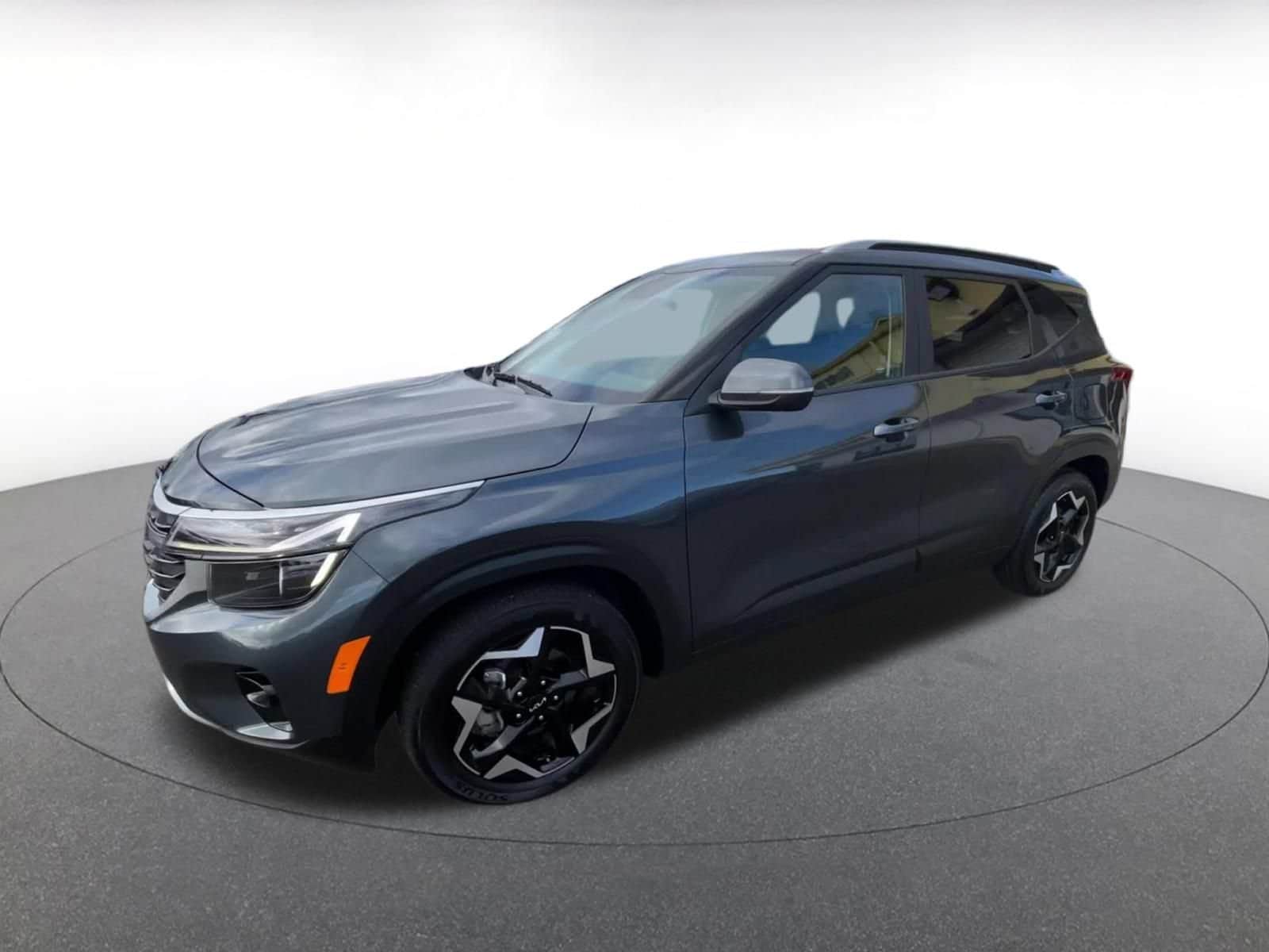 Thumbnail: 2025 Kia Seltos - 8