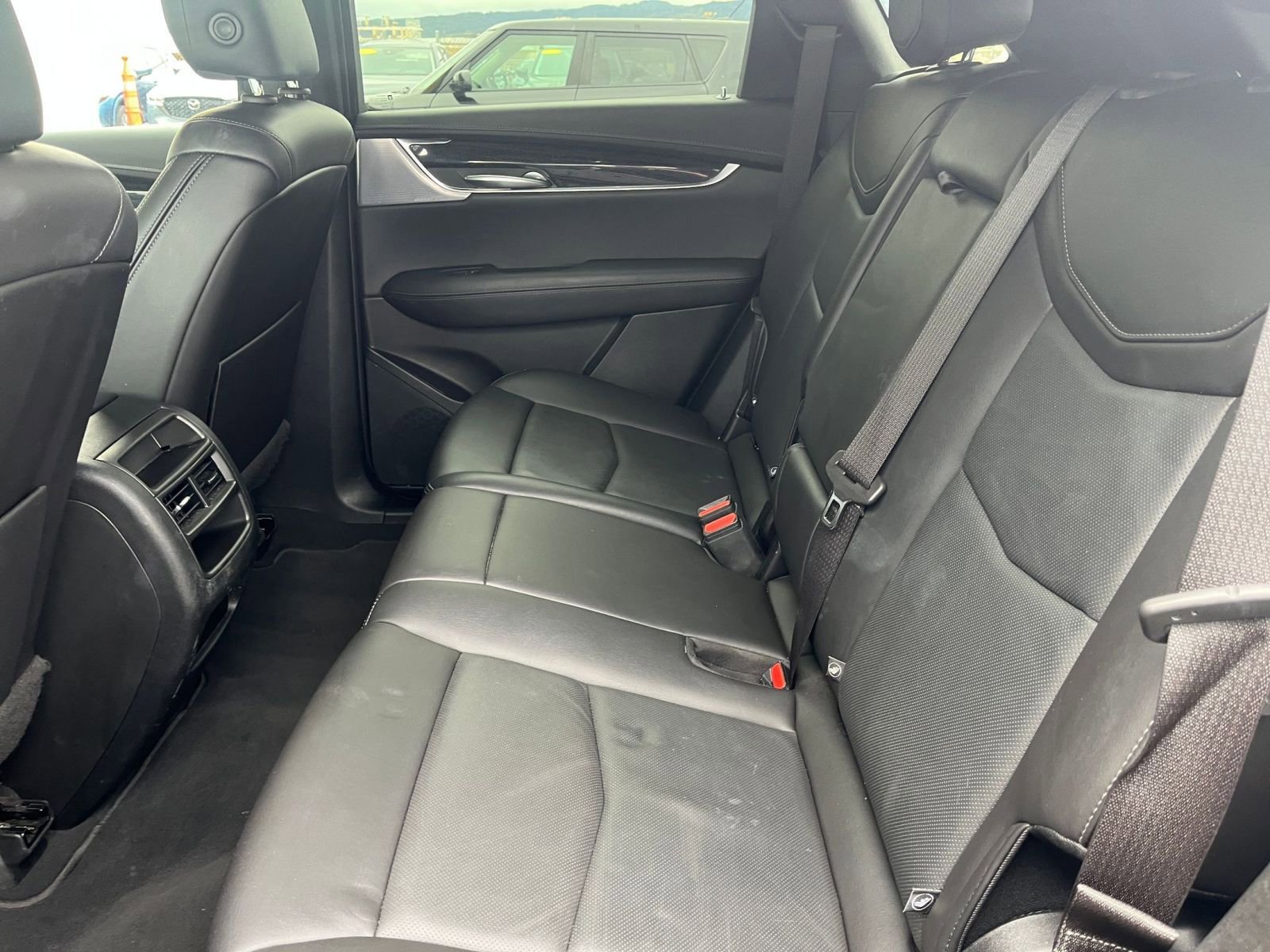 Thumbnail: 2023 Cadillac XT5 - 27