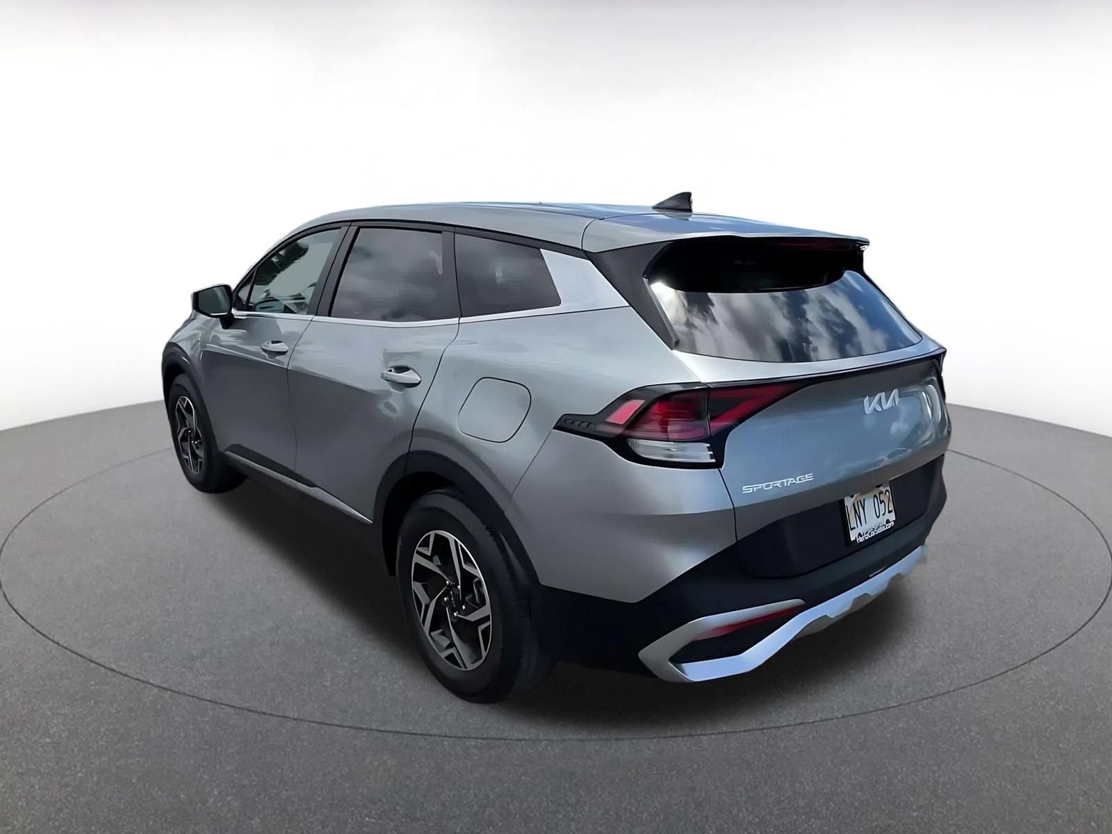 Thumbnail: 2025 Kia Sportage - 10