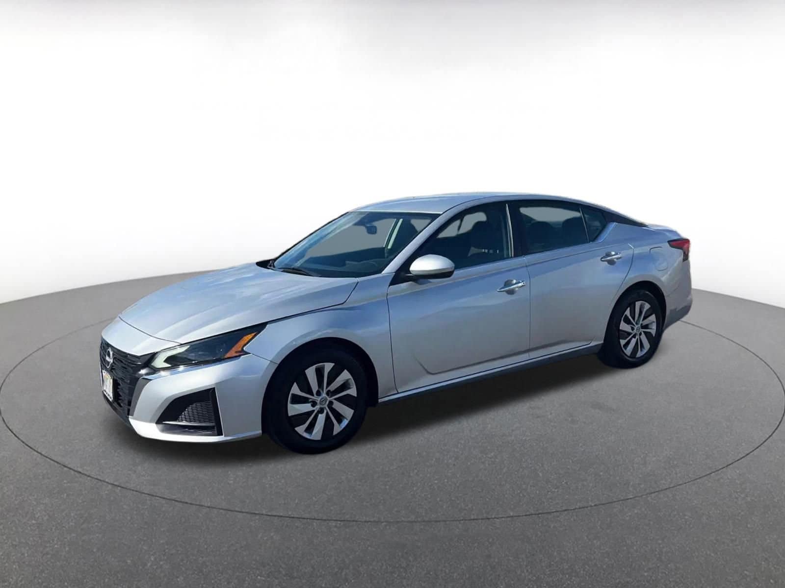 Thumbnail: 2023 Nissan Altima - 7