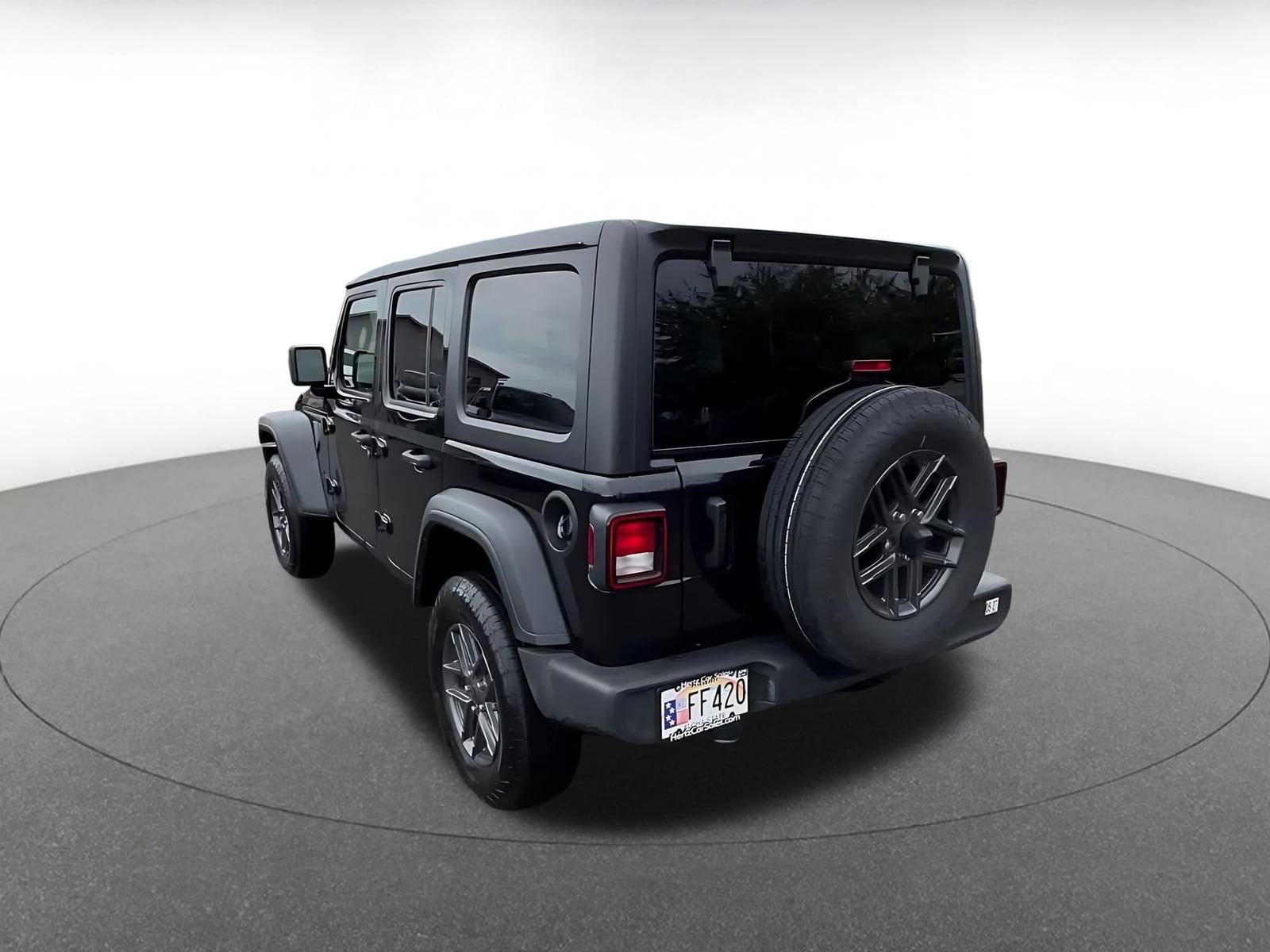 Thumbnail: 2025 Jeep Wrangler - 10