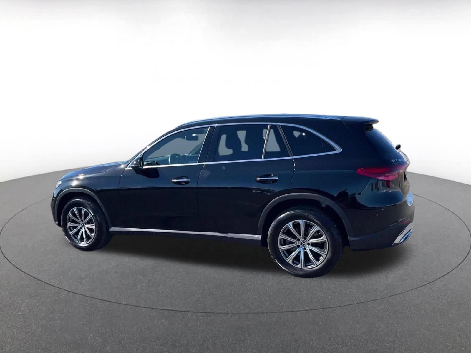 Thumbnail: 2024 Mercedes-Benz GLC - 9