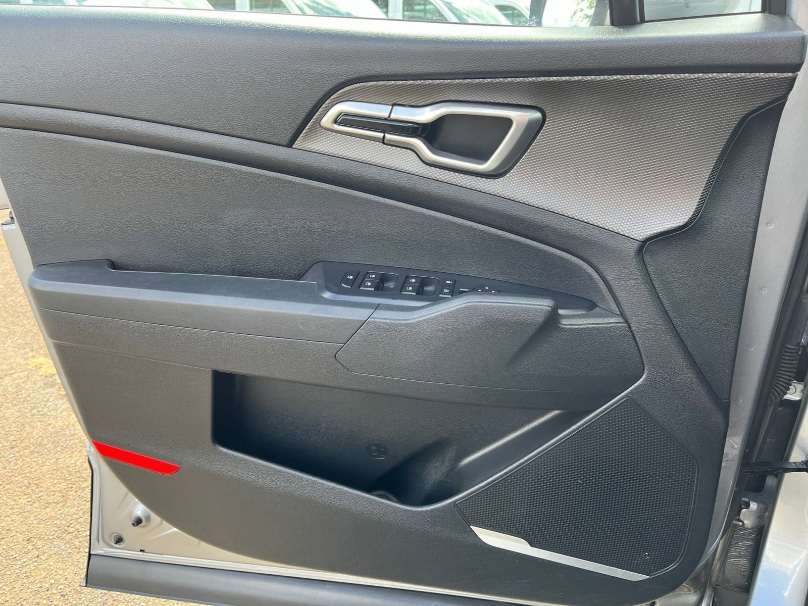 Thumbnail: 2023 Kia Sportage - 20