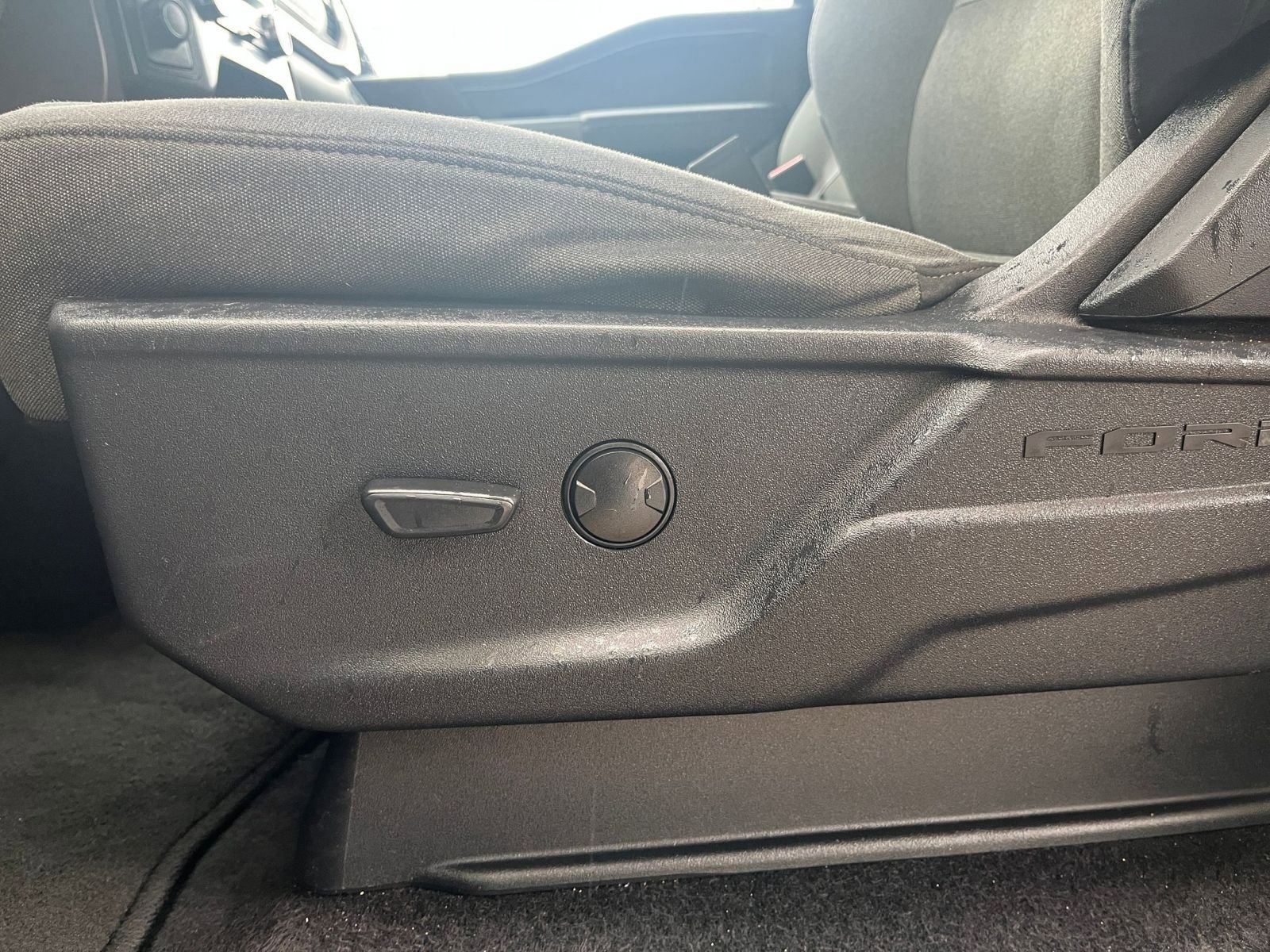 Thumbnail: 2023 Ford F-150 - 23