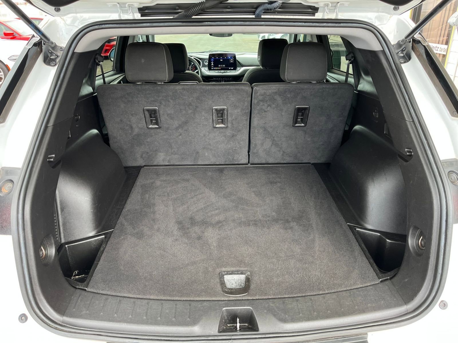 Thumbnail: 2023 Chevrolet Blazer - 31