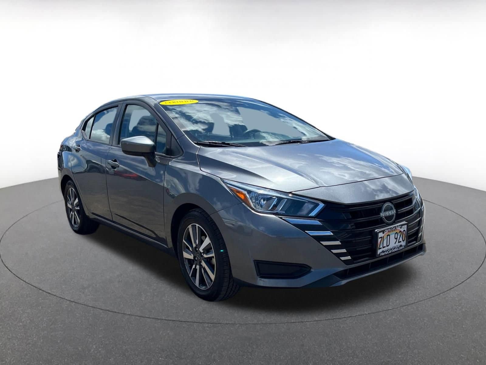 2023 Nissan Versa Sedan