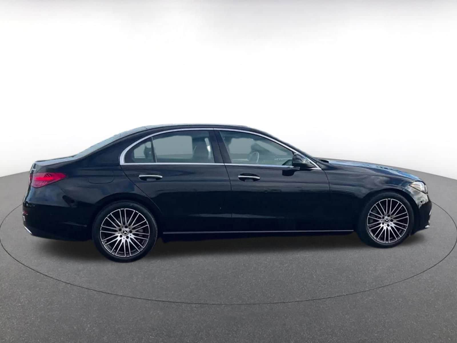 Thumbnail: 2024 Mercedes-Benz C-Class - 9