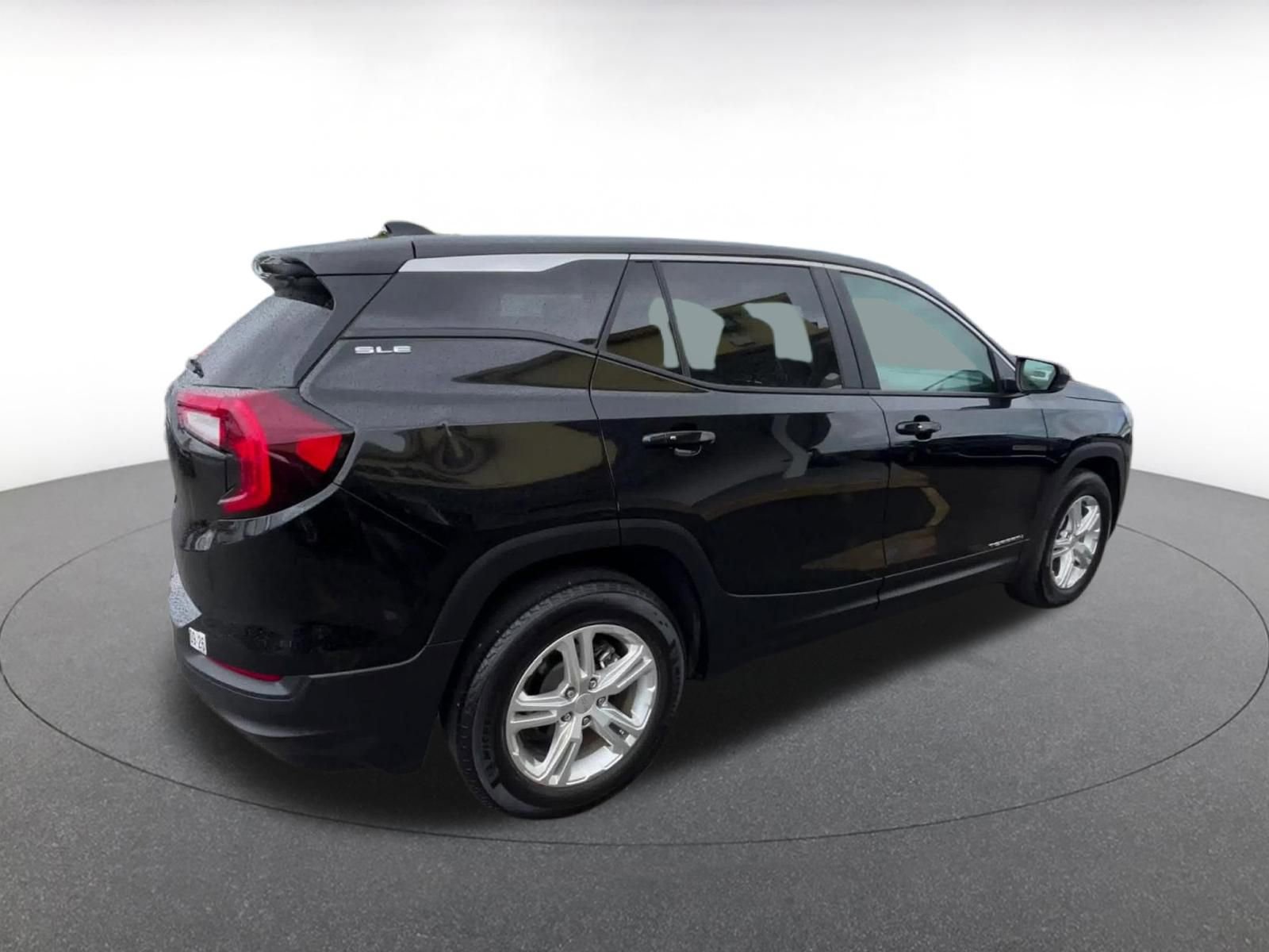 Thumbnail: 2024 GMC Terrain - 15