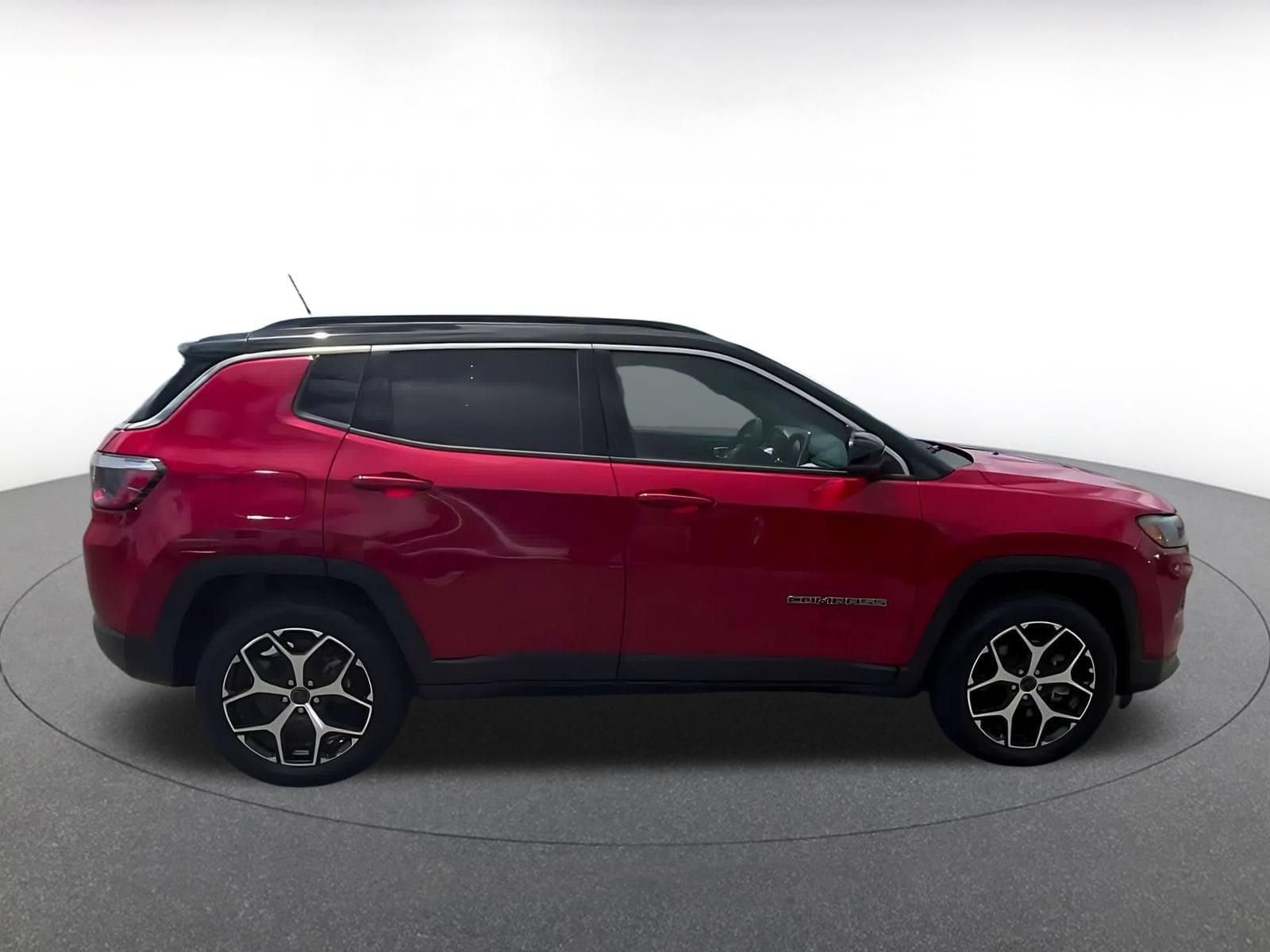 Thumbnail: 2025 Jeep Compass - 15