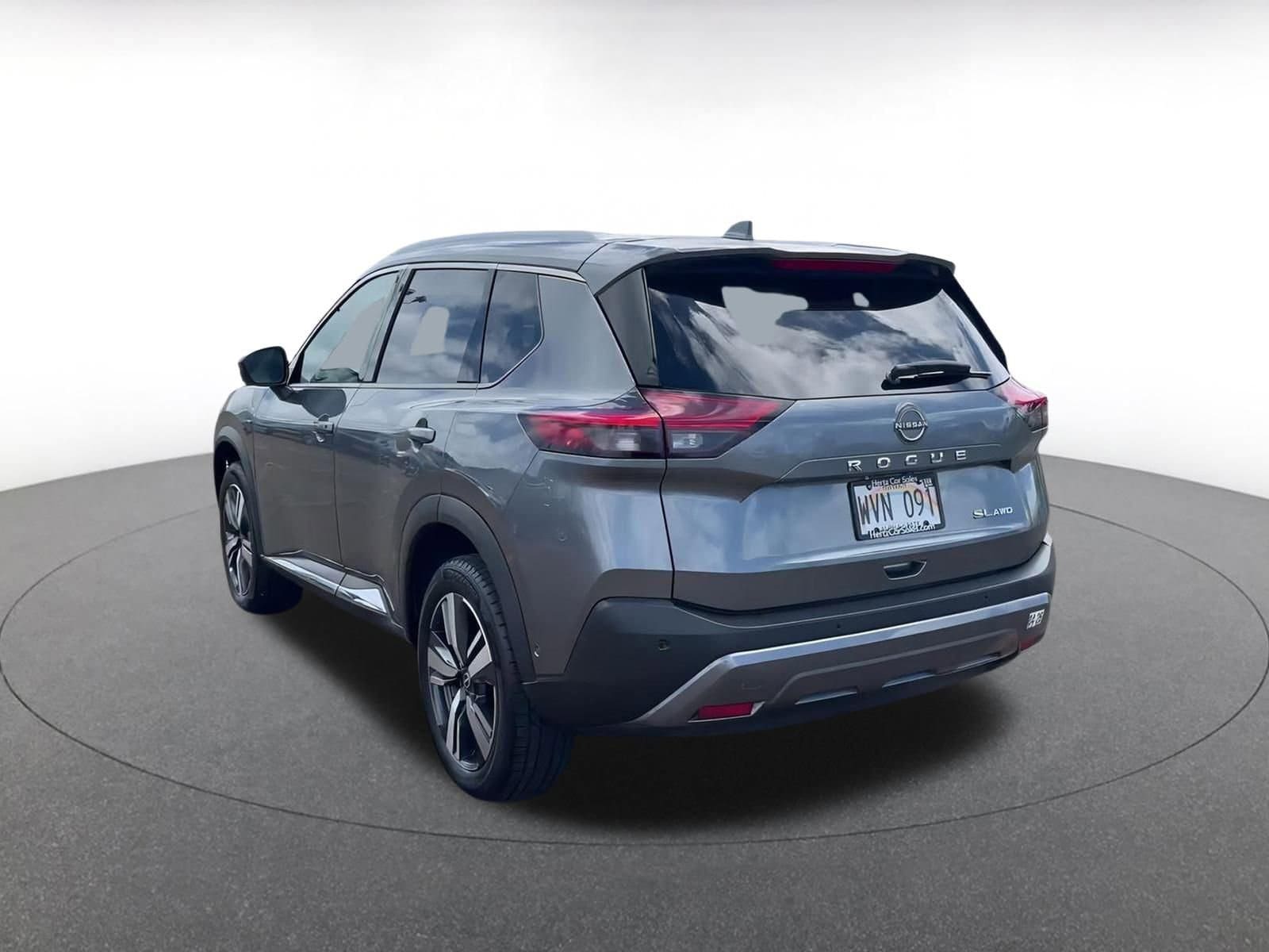 Thumbnail: 2023 Nissan Rogue - 11