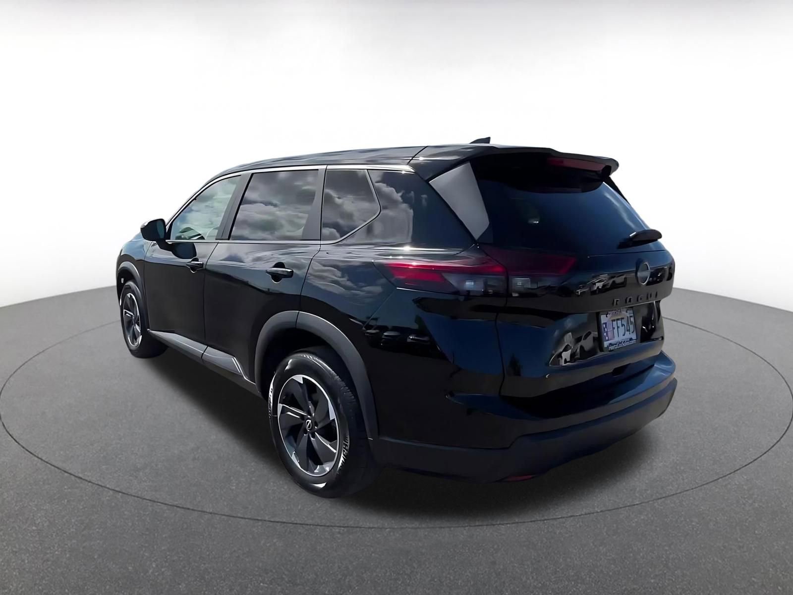 Thumbnail: 2025 Nissan Rogue - 11