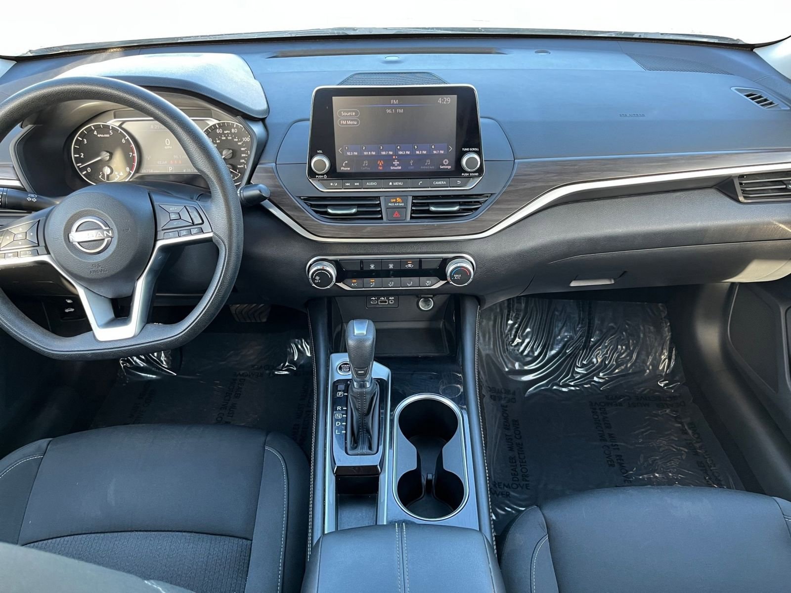 Thumbnail: 2023 Nissan Altima - 32